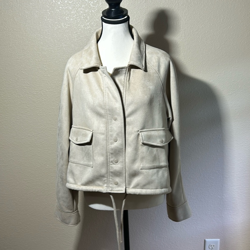 NWT BCBGeneration Women's Faux Super Soft Suede Collared Snap Jacket Large